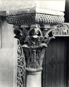 Capitello prima del restauro