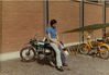 Nome File=1975-studente sconosciuto.jpg
Peso File=667KB
Dimensioni=1374x954
Data inserimento=Nov 22, 2007 1975-studente sconosciuto.jpg
