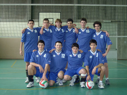 Foto squadra maschile di Pallavolo 2003-04