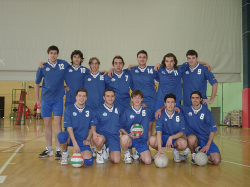 Foto squadra maschile di Pallavolo 2003-04 FINALI TROFEO AVIS