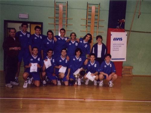 Foto squadra maschile di Pallavolo 2003-04 FINALI TROFEO AVIS
